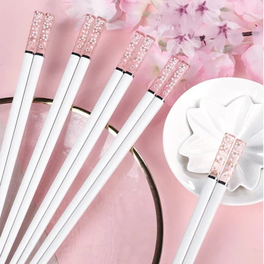 Baguette Kawaii rose et blanche a fleurs